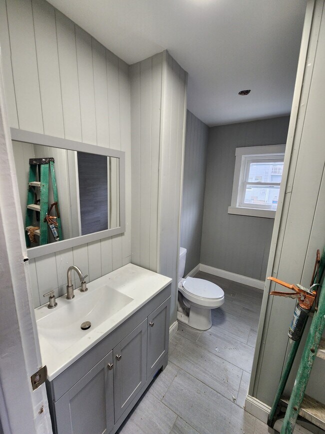 351 Tecumseh St Unit B