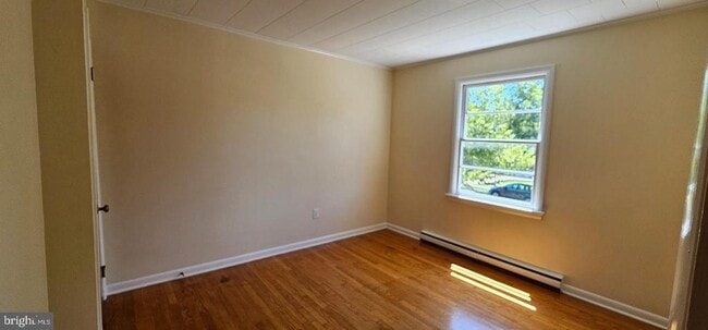 Photo - 204 E Whitlock Ave