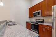 2BR, 2BA - Kitchen