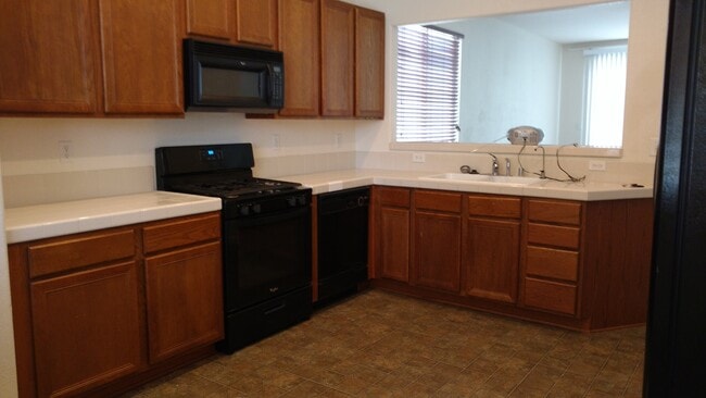 Photo - 3 Bedroom 2 bath Ponderosa