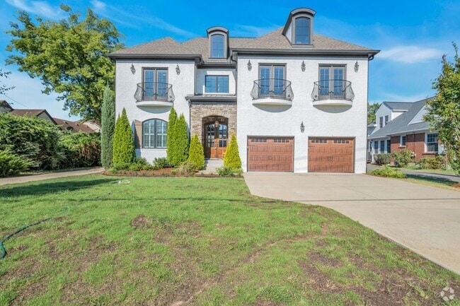 Building Photo - Stunning 5BE/4.5BA in the heart of Green H... Rental