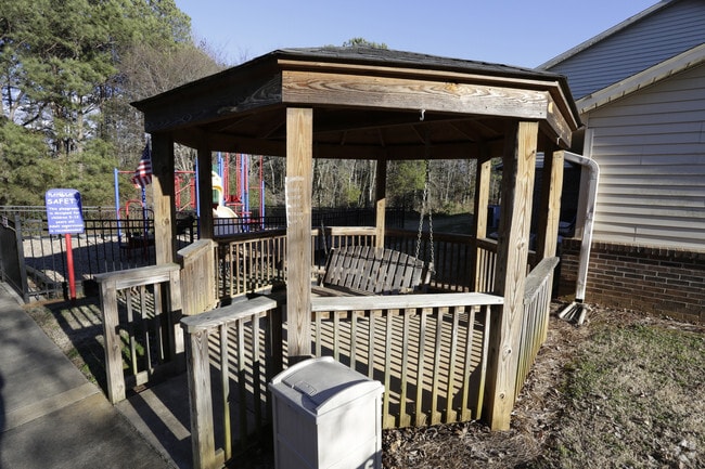 Photo - Palmetto Lane Apartments