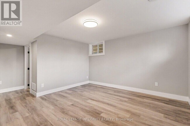 Photo - 222 McArthur Ave.