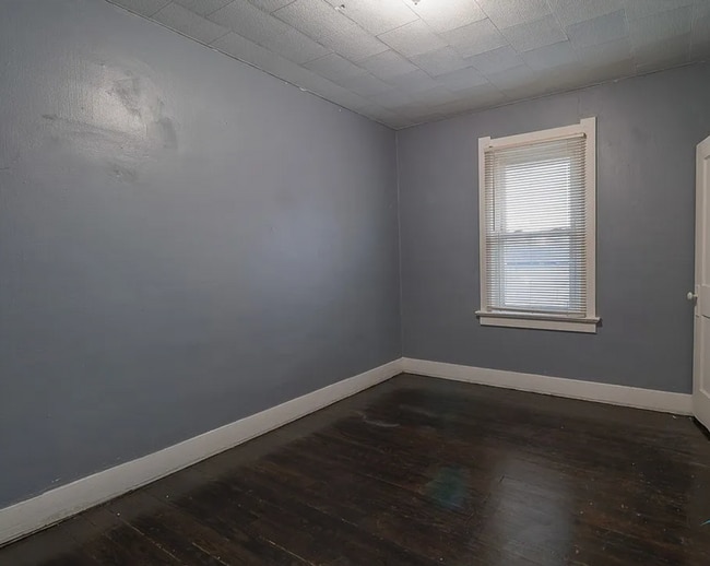 Photo - Spacious 3 Bedroom 1 Bath House Located Ne...