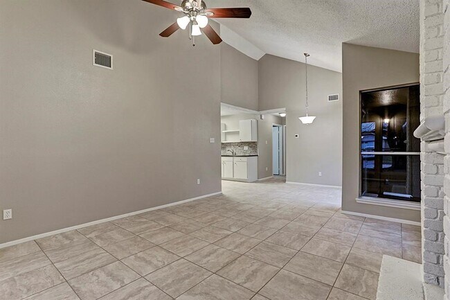 Photo - 23322 Pebworth Pl