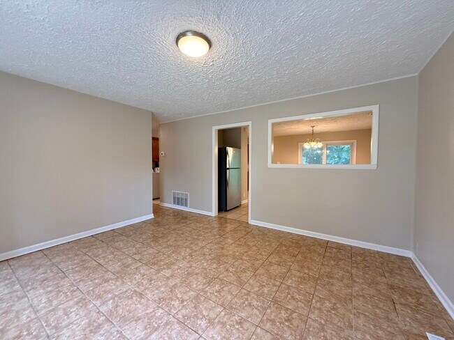 Photo - 1004 Oakland Dr