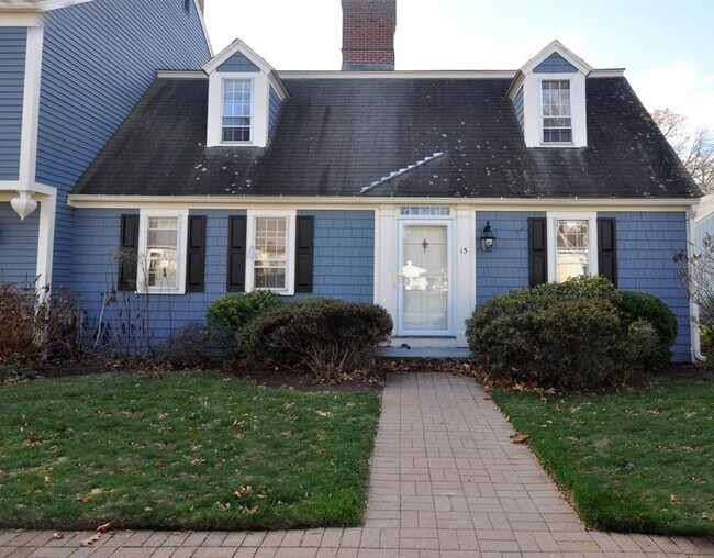 15 Seaborn Pl Condo For Rent in Lexington, MA