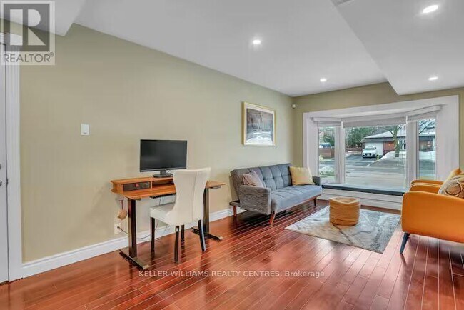 Photo - 12 Deerpark Dr