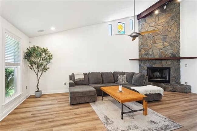 Photo - Beautiful Water Front Home