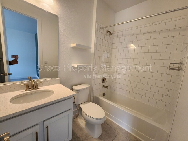 Photo - 12930 Galapago St