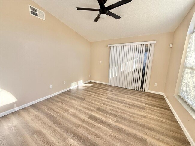 Photo - 2359 Harbor Town Dr