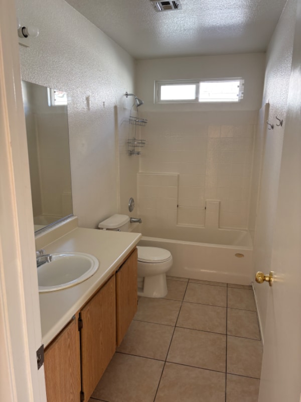 Photo - 4176 Riker Ave