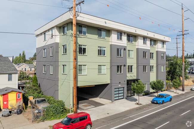 Photo - Amanda Courts Apartments