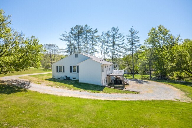 Photo - Rutrough Road Unidad 2