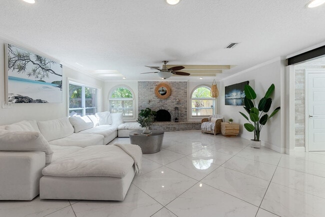 Photo - 501 Boating Club Rd Unidad ID1281917P