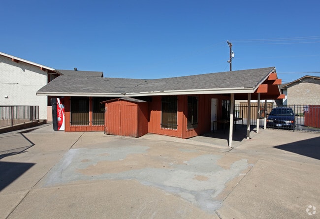 Photo - Cornerstone Chase Apartments