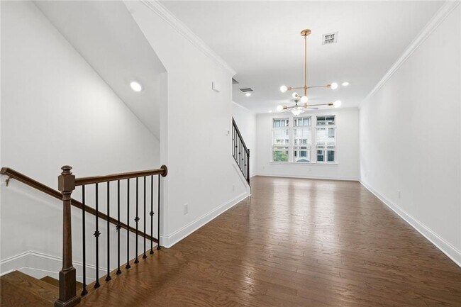 2438 Figaro Dr