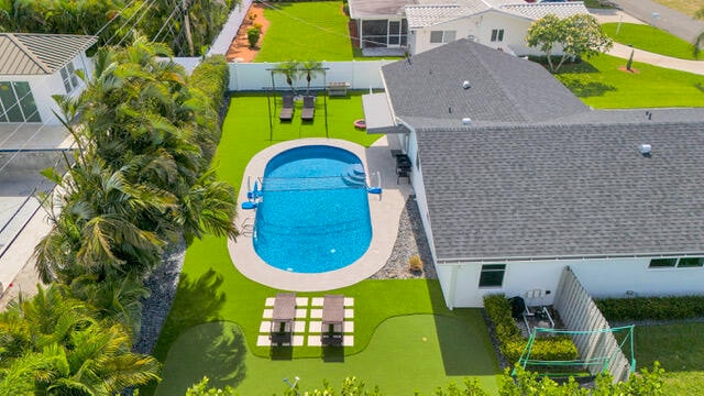 Photo - 722 SW 28th Ave