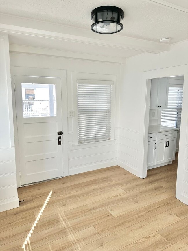 Photo - 006th St. Sharp Apartamento Unidad 31 6th Ct.  B