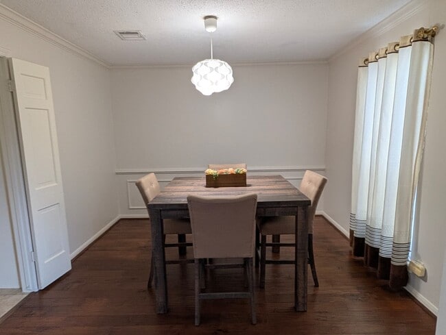 Photo - 11807 Highgrove Dr