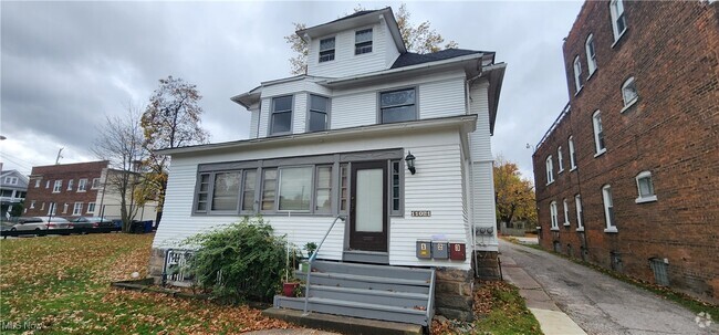 Building Photo - 11021 Detroit Ave Unit 2 Rental