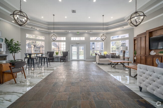 Clubhouse - The Club at Stablechase