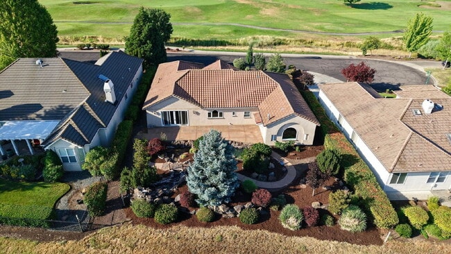 Photo - 143 Pine Lake Dr