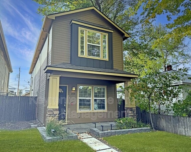 Building Photo - 2109 N 34th St