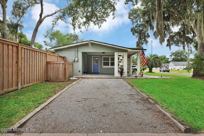 Photo - 1104 Boca Grande Ave