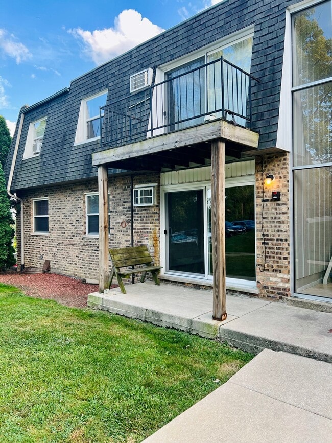 Building Photo - 10130 S 84th Ter Unit 208 Rental