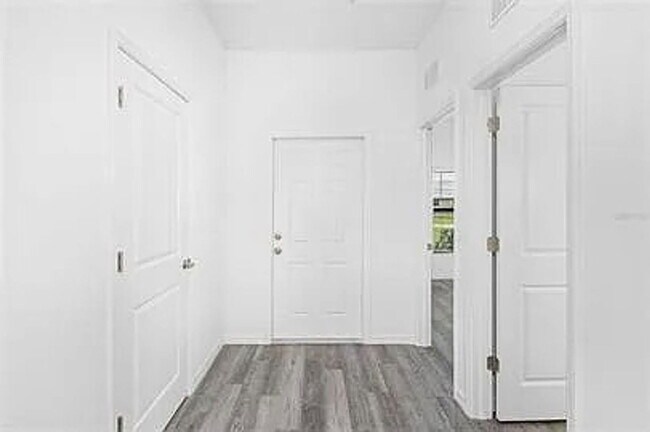 Photo - 5207 30th St Sw