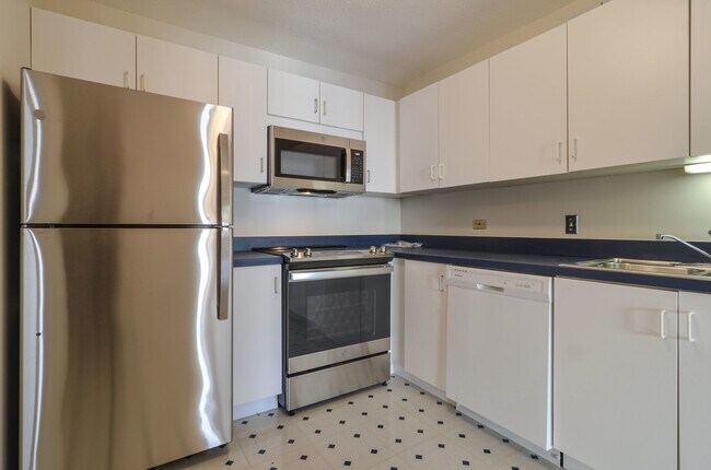 Photo - 405 N Wabash Ave