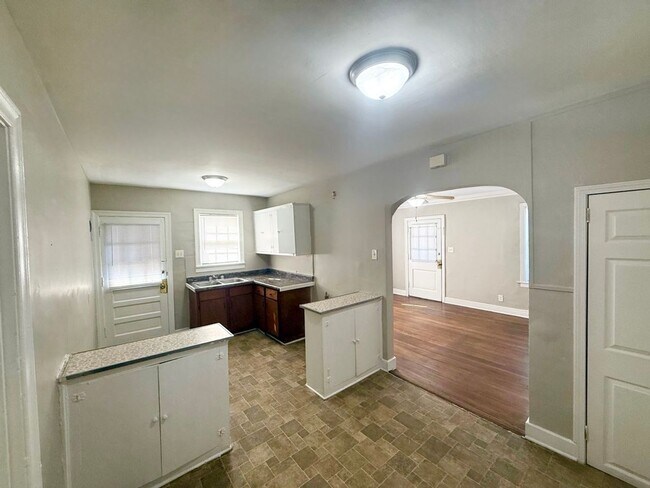 Photo - 406/408 N Bellevue Blvd Unit 406 N Bellevue Blvd