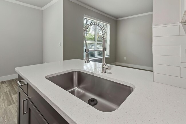 Photo - A Place You’ll Actually Relax Unit HLD1
