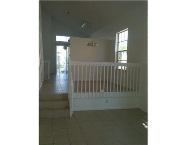 Photo - 9829 Scribner Ln