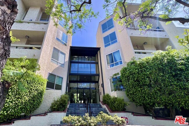 Building Photo - 8960 Cynthia St Unit 109 Rental