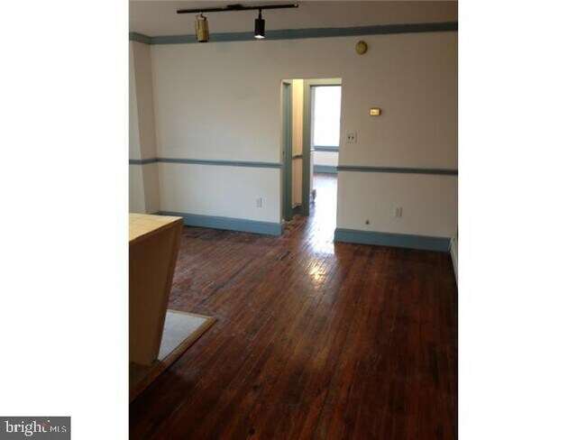 Photo - 6330 Germantown Ave