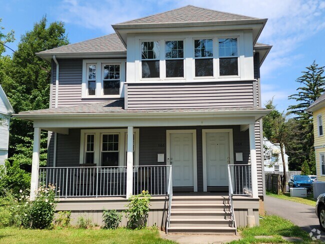 Building Photo - 1164 New Britain Ave Rental
