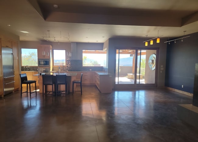 Photo - Beautiful Desert Oasis! 3 Bedroom, Single ...