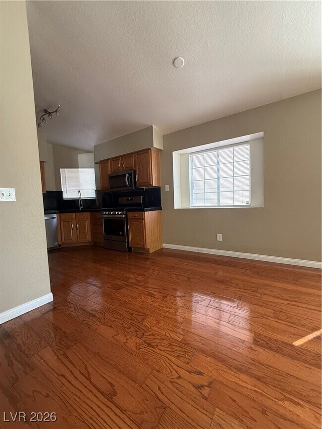 Photo - 1120 Daytona Ln