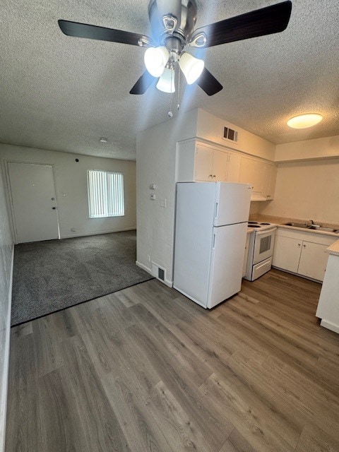 Photo - Cedar Heights Apartments