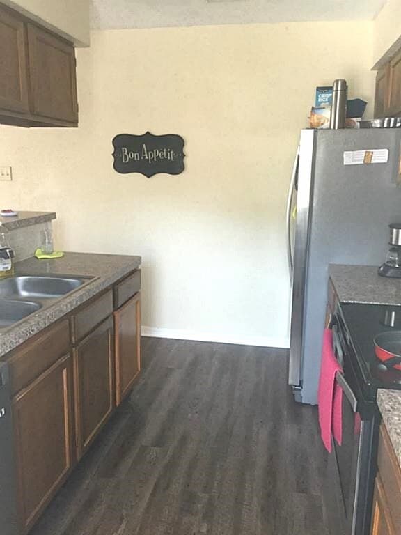 Photo - 2402 Sycamore Ave Unidad B3