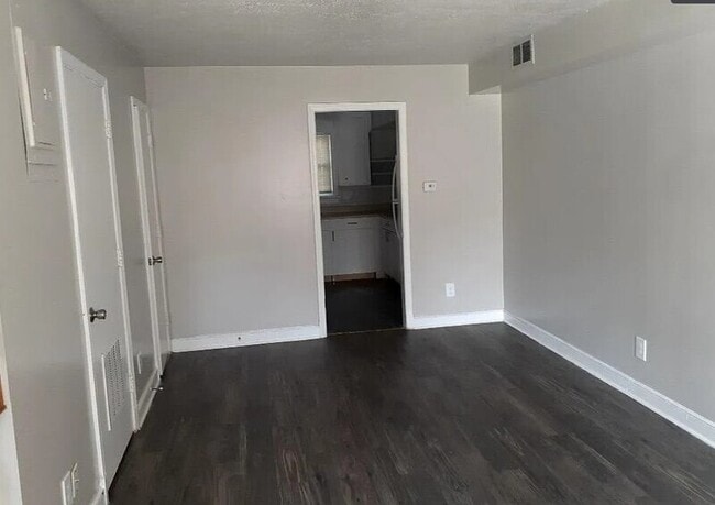 Photo - 5431 Remuda Dr Unit 1