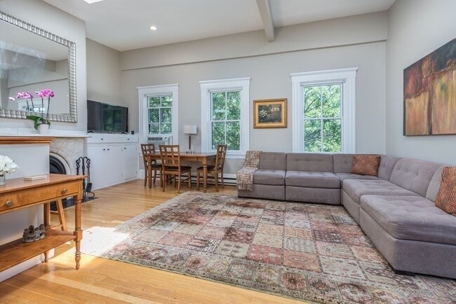 Photo - 32 Milford St Condo Unit 4