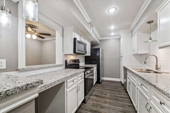 Photo - 11550 Chimney Rock Rd Unit 321