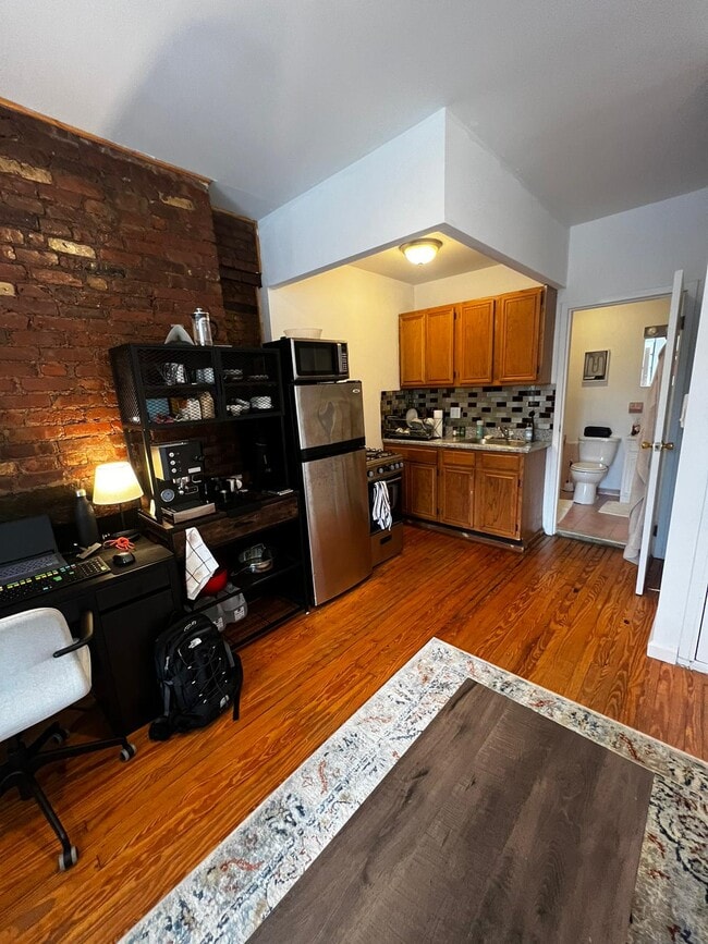 Photo - 203 Chrystie Street