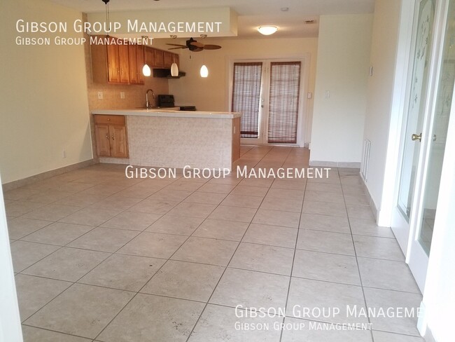 Photo - 4500 NE 15th Ave