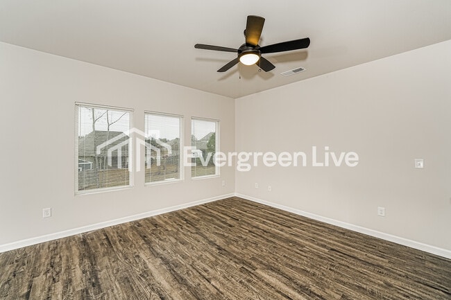 Photo - 150 Woodland Wy