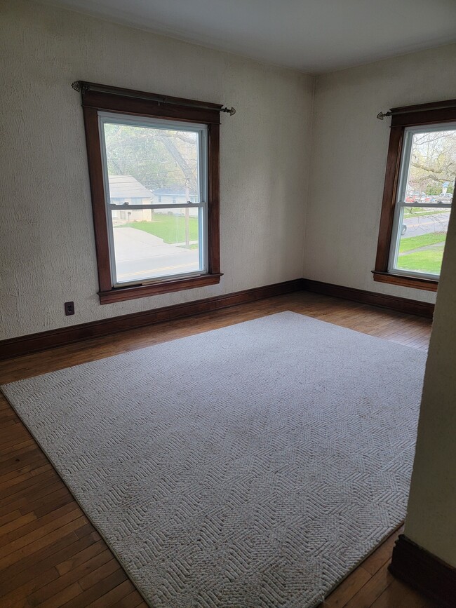 Bedroom - 810 S Kalamazoo Ave Apartments Unit 810.5 (Upper)