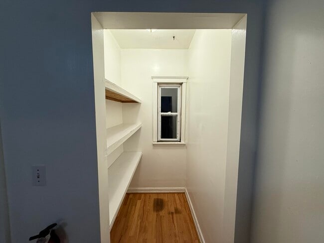 Photo - 2229 Faber St